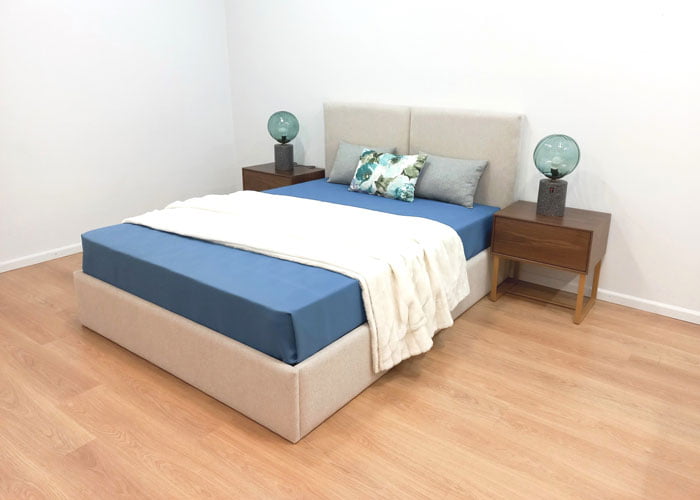 GEMY Pack Conjunto de quarto com cama estofada e mesas de cabeceiras castanhas Crispalmovel Loja de Moveis Guimaraes e Porto Quartos por Medida 3