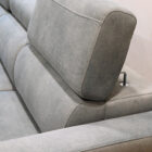 Sofa de Canto Husky Tecido Cinzento Pes Inox Vista Encosto Cabeca por Medida Crispalmovel