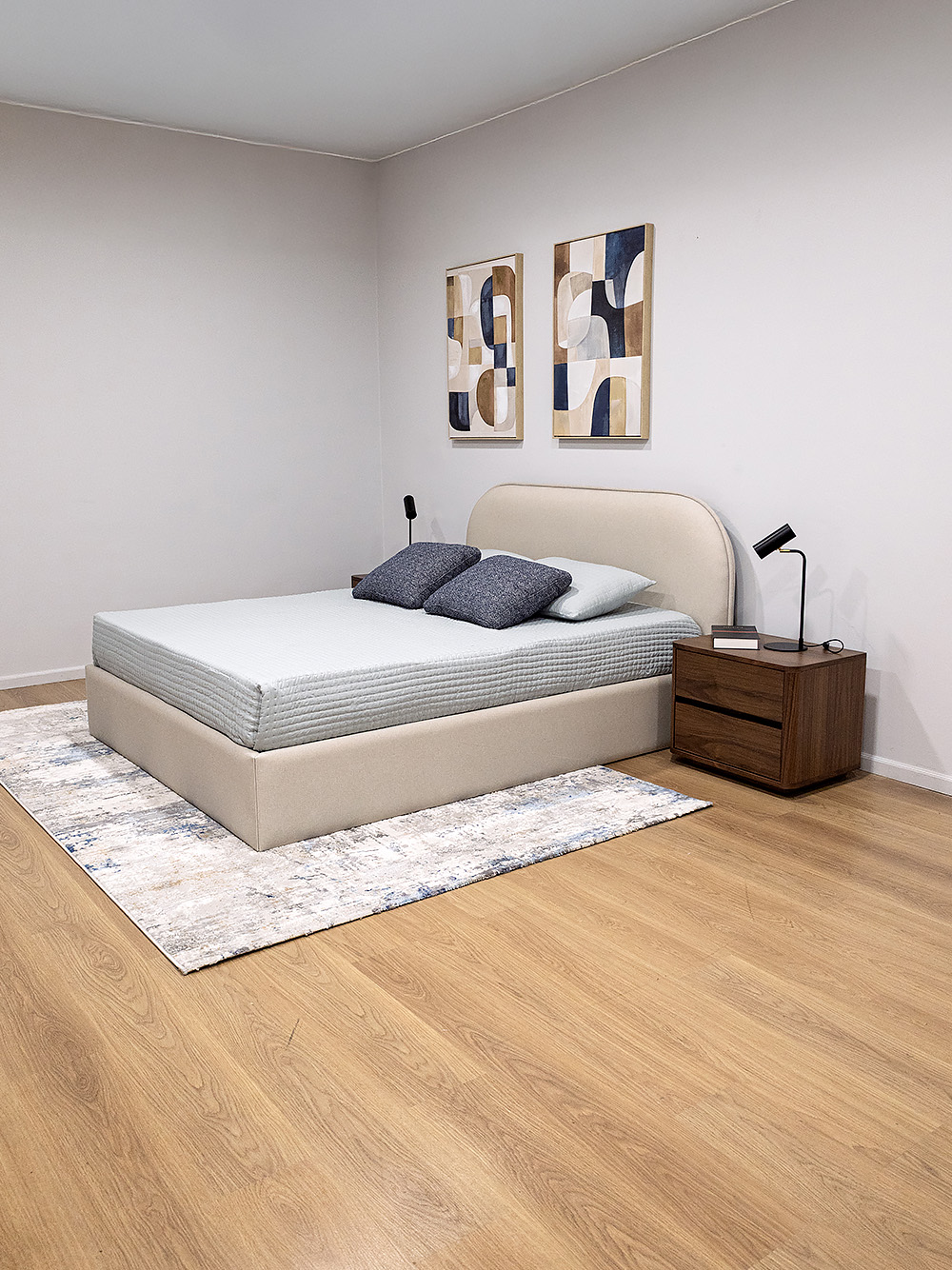 Cama de Casal Freida Estofada Tecido Bege