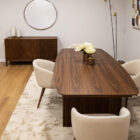 Mesa de Jantar Oval Extensível Robinson