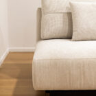 Sofa Chaise Longue Linea Tecido Bege Claro Formato L Vista Pormenor Assento Sofas Por Medida Crispalmovel